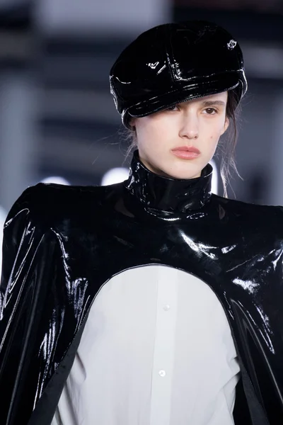 Look 208